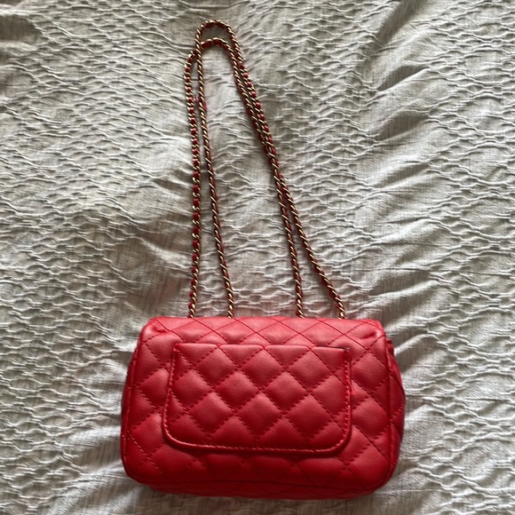 Red Small Designer Inspired Chain Strap Purse. Used ONCE! - Picture 2 of 4